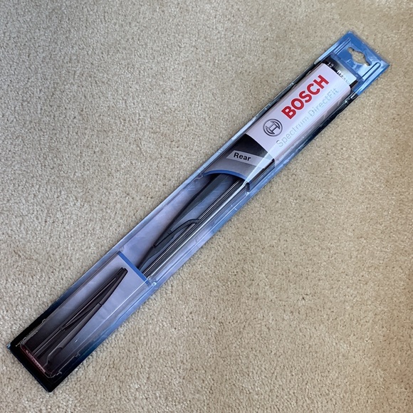 Bosch Spectrum DirectFit 12” Rear Wiper Blade R1218 - Picture 2 of 9